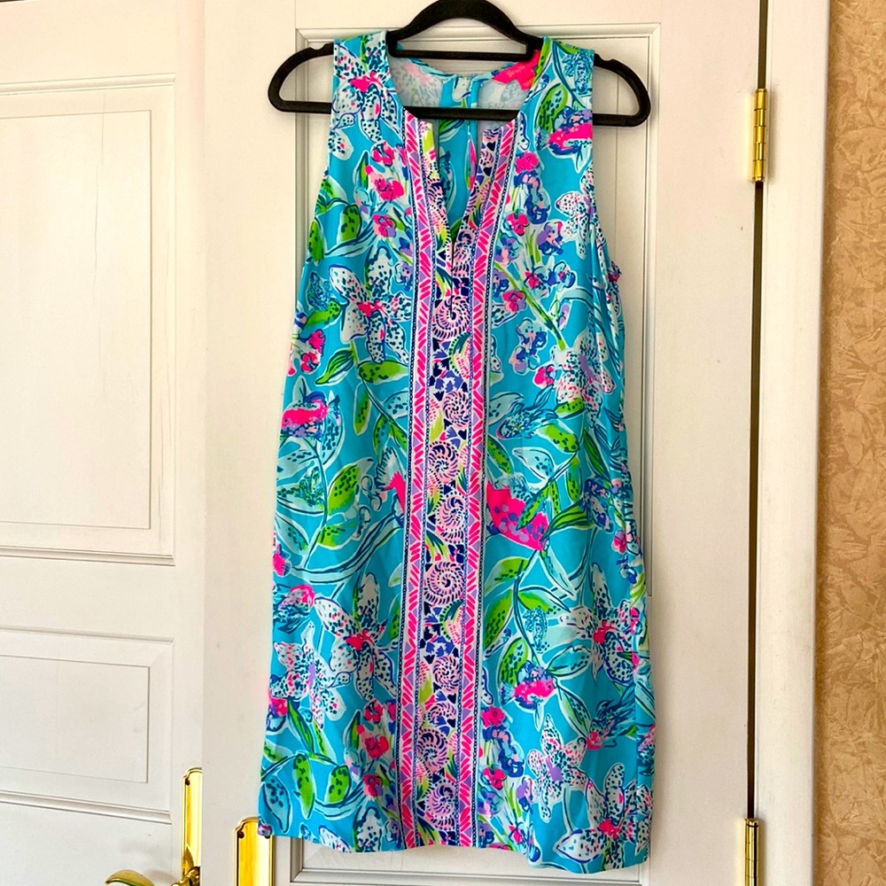 Lilly Pulitzer stretch shift dress